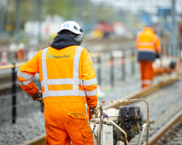 VolkerRailer aan het werk op het spoor